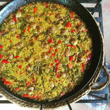 Butifarra y Pollo 16€ Paella Butifarra 14€